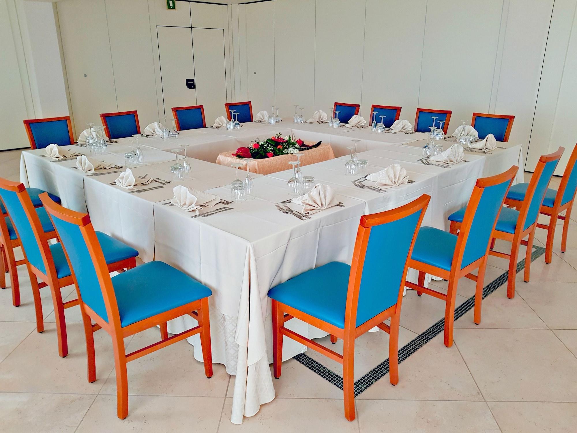 Hotel Concorde Sant'Egidio alla Vibrata Εξωτερικό φωτογραφία
