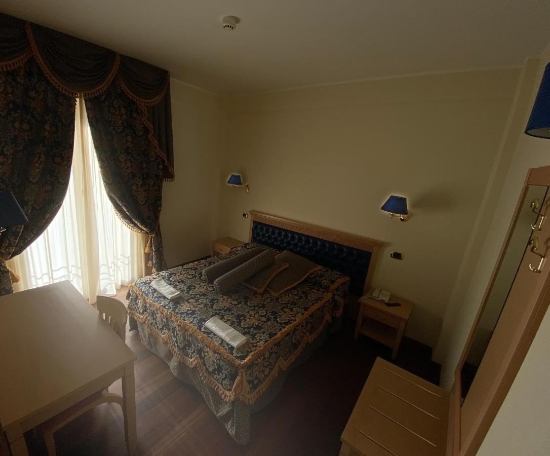 Hotel Concorde Sant'Egidio alla Vibrata Εξωτερικό φωτογραφία