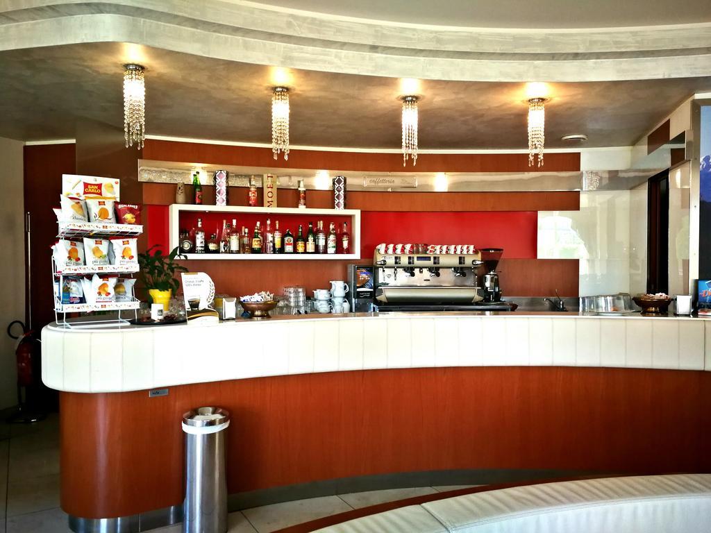 Hotel Concorde Sant'Egidio alla Vibrata Εξωτερικό φωτογραφία
