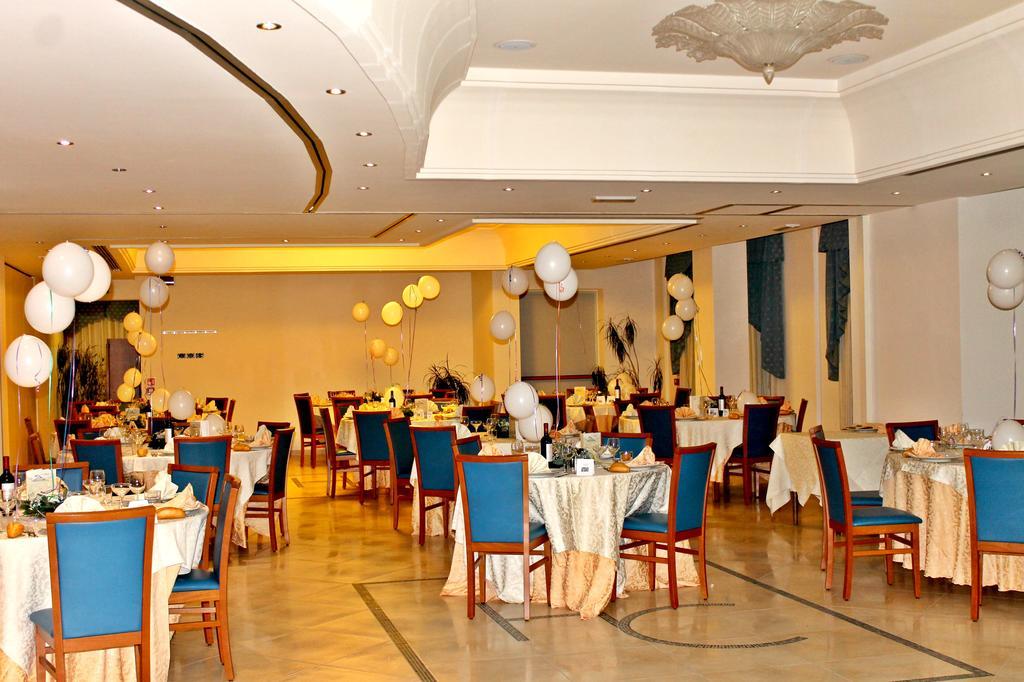 Hotel Concorde Sant'Egidio alla Vibrata Εξωτερικό φωτογραφία