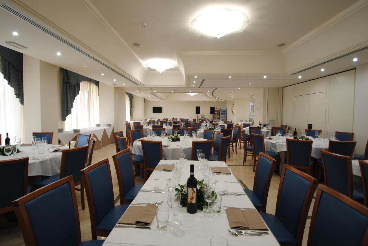 Hotel Concorde Sant'Egidio alla Vibrata Εξωτερικό φωτογραφία